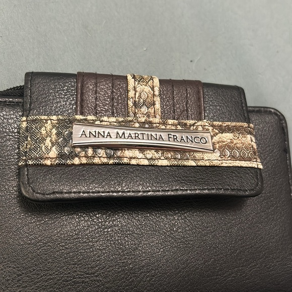 🤩 3 FOR $25 🤩 Wallet - Picture 7 of 7